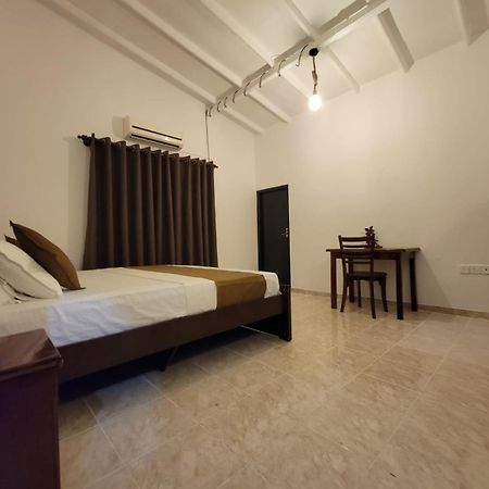 The Empyrean Airport Transit Hotel Katunayaka Luaran gambar