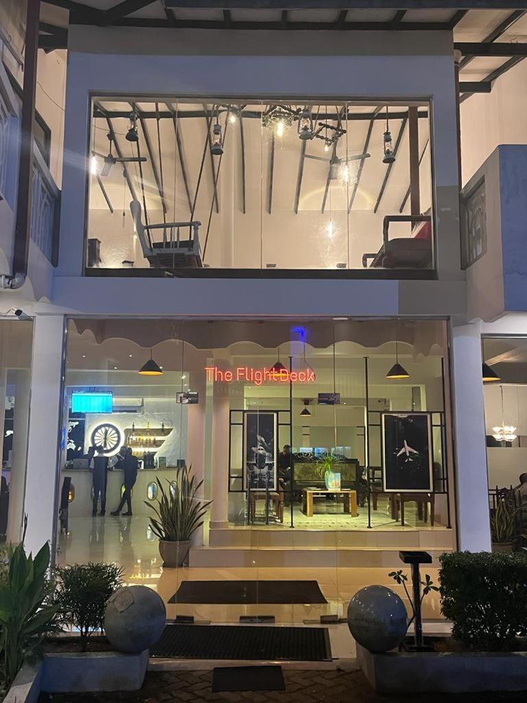 The Empyrean Airport Transit Hotel Katunayaka Luaran gambar
