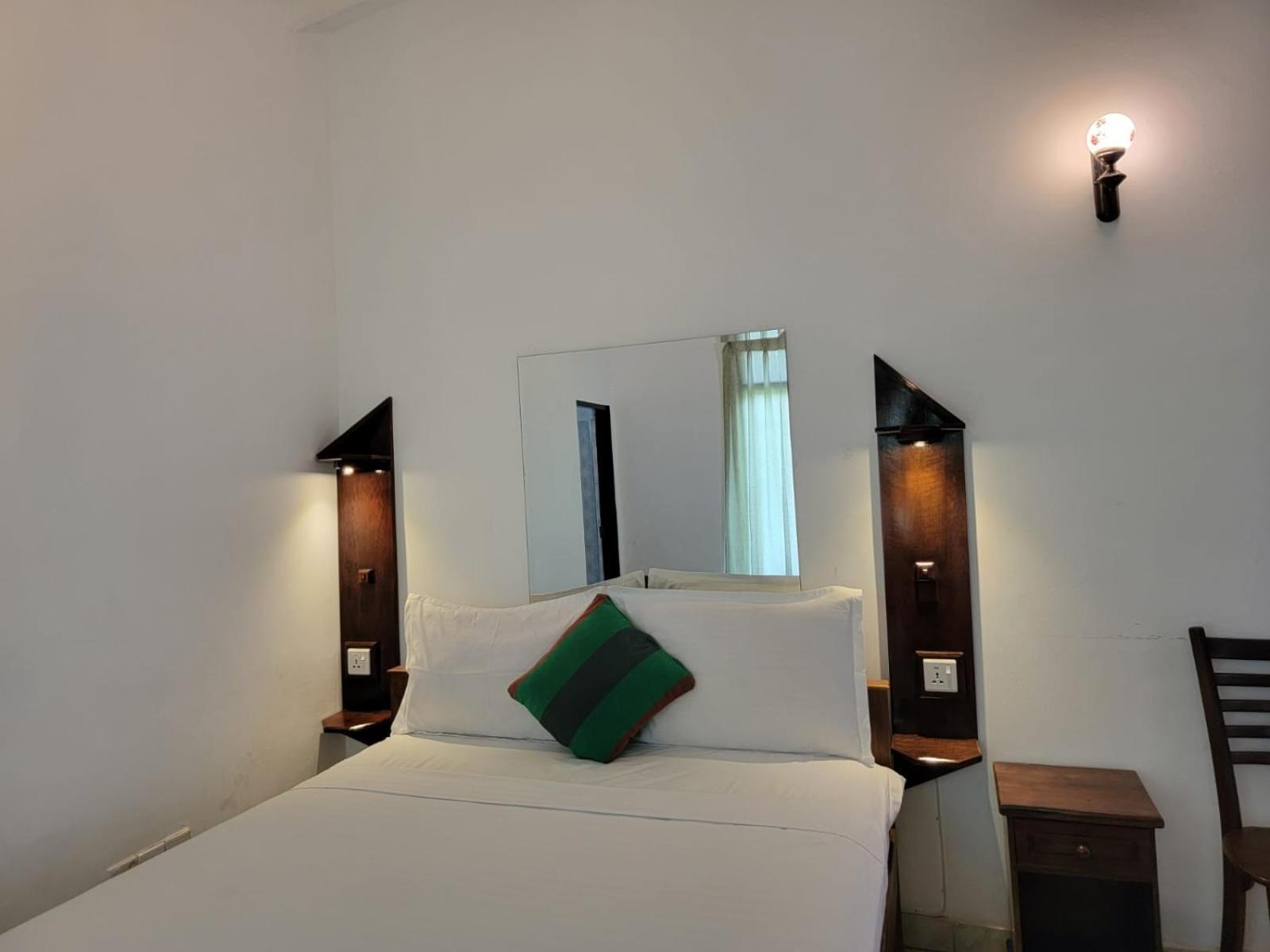 The Empyrean Airport Transit Hotel Katunayaka Luaran gambar