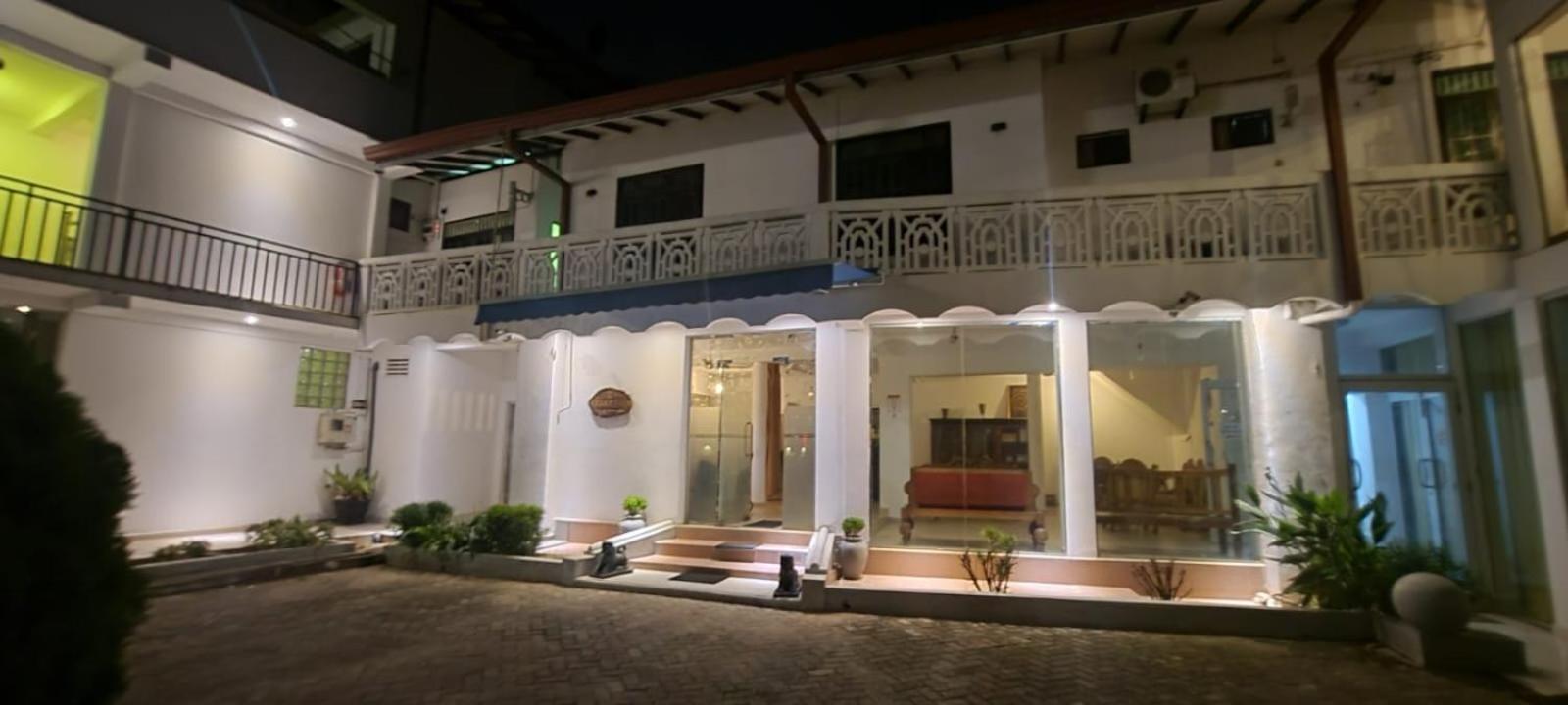 The Empyrean Airport Transit Hotel Katunayaka Luaran gambar